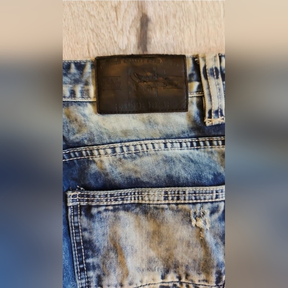 Smoke Rise Men's Size 38x 32 Blue Denim Distressed Cotton Blend 5 Pocket Jeans - Picture 5 of 8